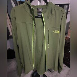 The north face zip up windbreaker